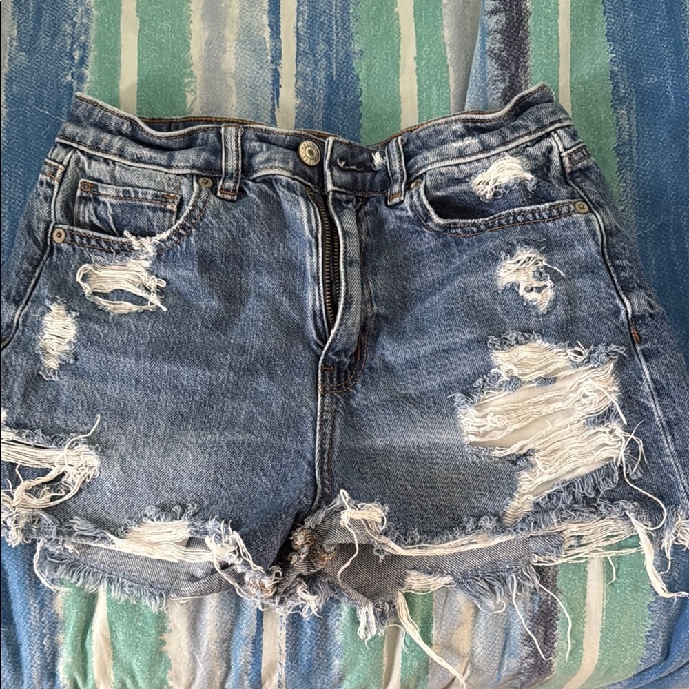American Eagle Distressed Denim Women's Shorts
